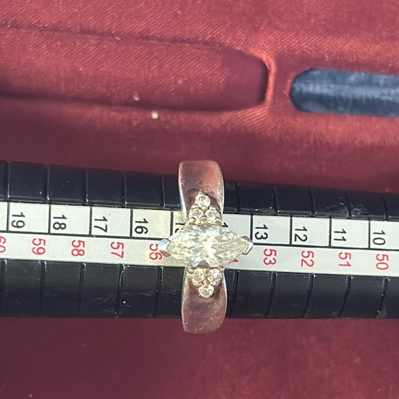 Elegant Silver Ring with Clear Stones - Picture 7 of 8